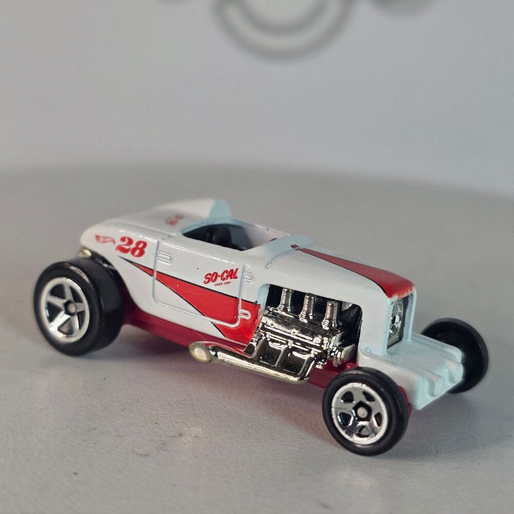MINT 2023 Hot Wheels MAX STEEL '32 Ford SO-CAL Speed Shop RARE!